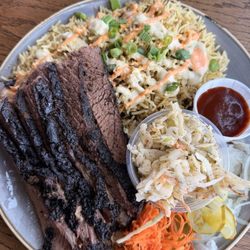 Chainsmoker Urban Barbecue - Smoked Triple "A" Beef Brisket, Rice Dun'up & slaw