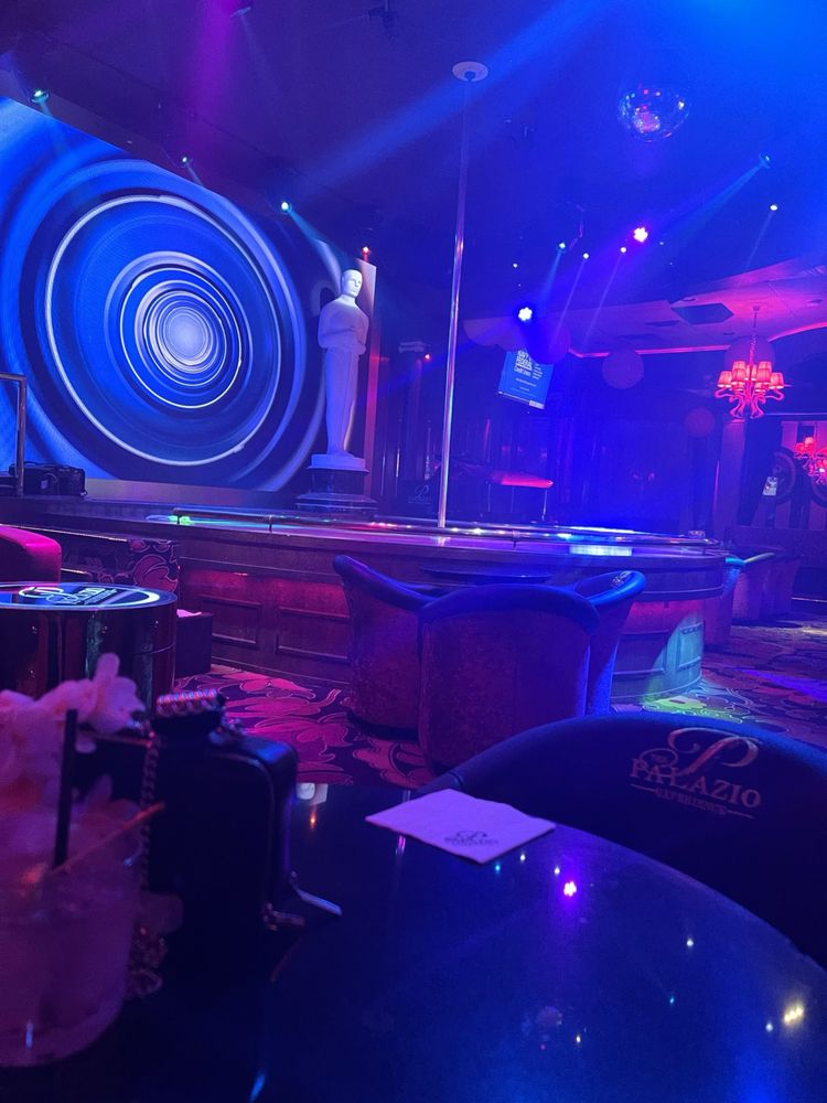 PALAZIO CABARET Updated August 2024 47 Photos & 137 Reviews 501 E