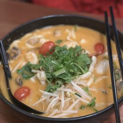 Thai Food Connection - Udon Tomyam Soup
