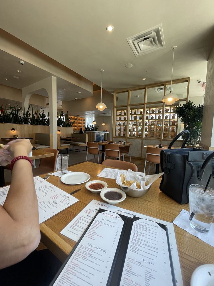 Gloria's Latin Cuisine