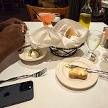 Palermo's 95th - Italian Near Me - Oak Lawn, Illinois Palermo's 95th - Italian Near Me - Oak Lawn, Illinois