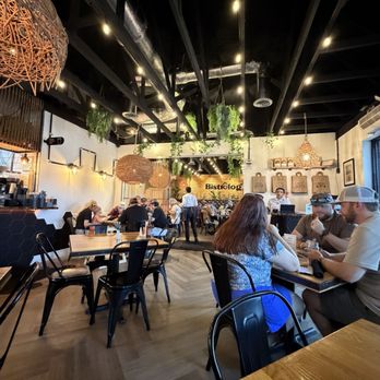 Bistrology - Inside - Breakfast & Brunch Near Me - Miramar Beach, Florida