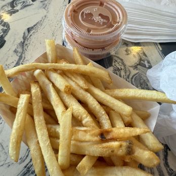 Hook And Ladder - Generous portion of fries and fry sauce! - Burgers Near Me - Salt Lake City, Utah