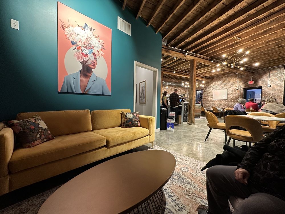 Rootstock Wine Bar & Provisions Logo