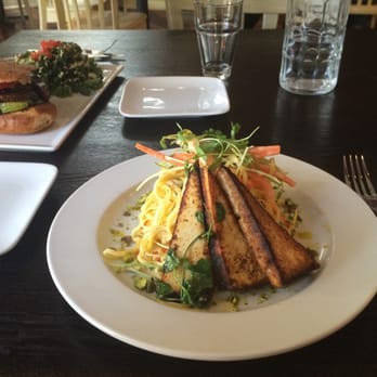 SunCafe - raw pad thai with cilantro tofu - Vegan Near Me - Studio City, California