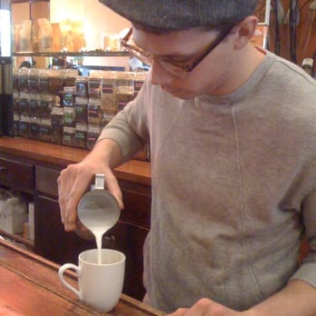 Star Lounge Coffee Bar - Making a Latte - Coffee & Tea Near Me - Chicago, Illinois Star Lounge Coffee Bar - Making a Latte - Coffee & Tea Near Me - Chicago, Illinois