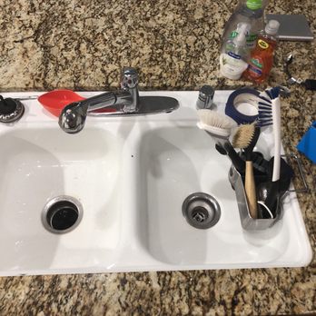Pacific Pipe Plumbing & Rooter - Old sink and broken faucet - Plumbing Near Me