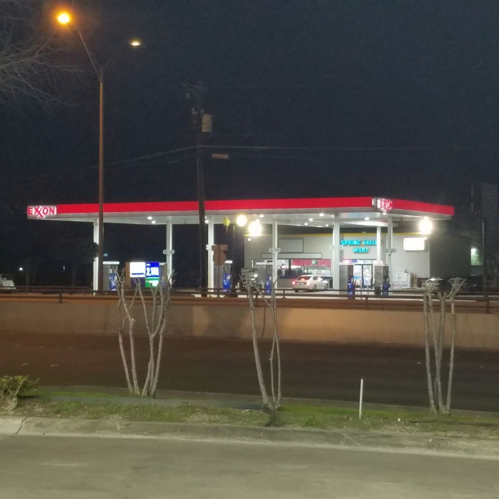 Exxon - Can you put your ex on - Gas Stations Near Me - Richardson, Texas