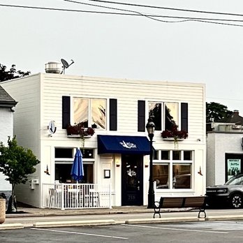 The Winey Bride - Wine Bars Near Me - Cincinnati, Ohio