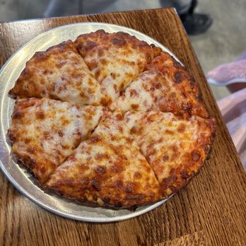 Mountain Mike's Pizza - Cheese pizza - Pizza Near Me - Oxnard, California Mountain Mike's Pizza - Cheese pizza - Pizza Near Me - Oxnard, California
