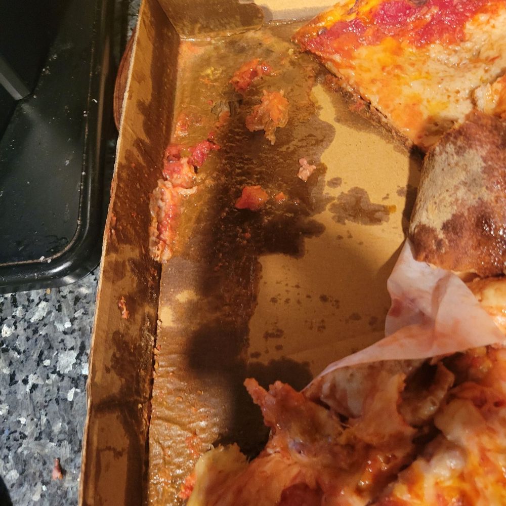 Petrillo's Pizza - Oily pizza mess - Pizza Near Me - Madison, Connecticut Petrillo's Pizza - Oily pizza mess - Pizza Near Me - Madison, Connecticut
