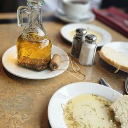 Il Siciliano Ristorante Italiano - Pre-starter starter bread, yummy oil
