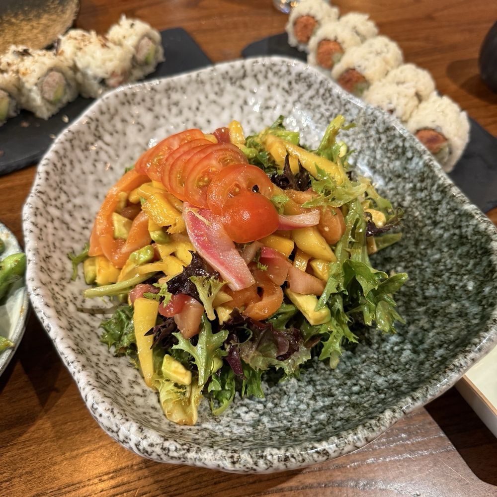 Fujiya - Spicy sashimi salad - Japanese Near Me - Elk Grove, California
