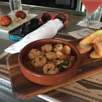 Tomatoes - Garlic shrimp delish - New American Near Me - Margate City, New Jersey