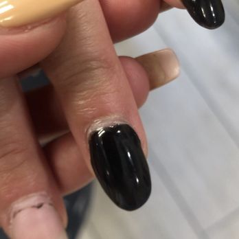 Essie Nails - Acrylic falls over my nail bed - Nail Salons Near Me - Garden Grove, California