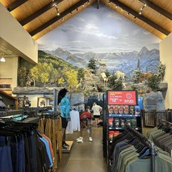 Cabela's - Outdoor gear
