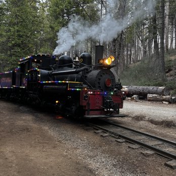 Yosemite Mountain Sugar Pine Railroad - Holiday Train ride - Tours Near Me - Fish Camp, California
