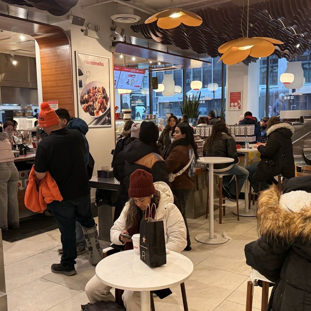Nutella Cafe - People in the cafe sitting and standing - Desserts Near Me - Chicago, Illinois Nutella Cafe - People in the cafe sitting and standing - Desserts Near Me - Chicago, Illinois