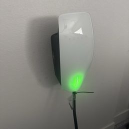 Tesla home charger Tesla home charger