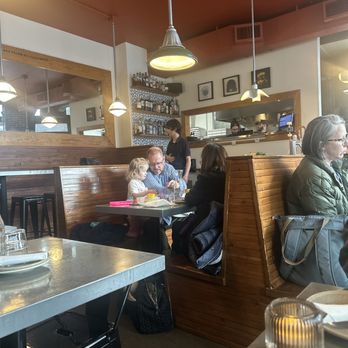 Sunny Hill - Pizza Near Me - Seattle, Washington