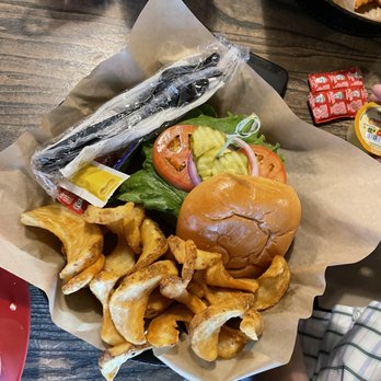 Apple Valley Cafe - Burger - Cafes Near Me - Townsend, Tennessee