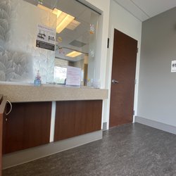 Stefanie Spielman Comprehensive Breast Center - Lab waiting room