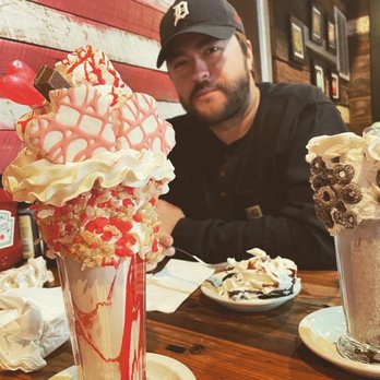 The Grind Mac and Cheese Burger Bar - No 7 love shake. - Burgers Near Me - Martin, Tennessee