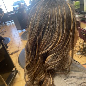 Salon 9 - Hair Salons Near Me - Sugar Land, Texas