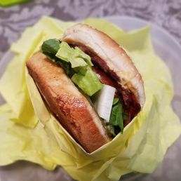 Avocado Bacon Cheeseburger