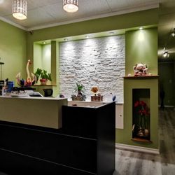 La V Carlothe Health & Spa - Newly renovated! Nice and clean!