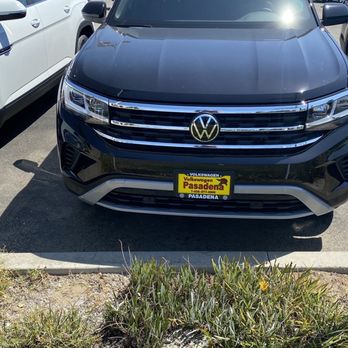 Volkswagen Pasadena - New 2022 Atlas Cross Sport - Car Dealers Near Me - Pasadena, California Volkswagen Pasadena - New 2022 Atlas Cross Sport - Car Dealers Near Me - Pasadena, California