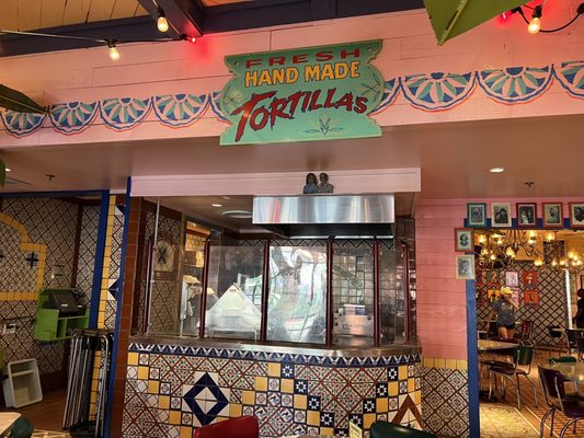 Chuy's by null