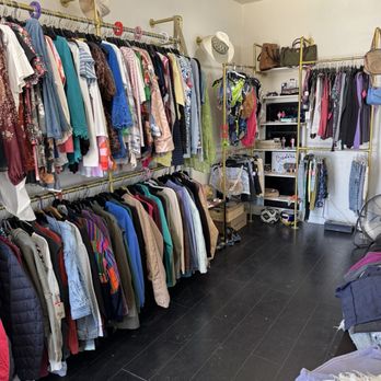 Second Wave Thrift - Thrift Stores Near Me - San Diego, California