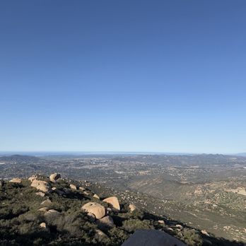 Potato Chip Rock - Hiking Near Me - Poway, California Potato Chip Rock - Hiking Near Me - Poway, California
