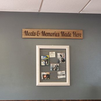 Middle Creek Cafe - Welcoming sign! - Ice Cream & Frozen Yogurt Near Me - Middleburg, Pennsylvania Middle Creek Cafe - Welcoming sign! - Ice Cream & Frozen Yogurt Near Me - Middleburg, Pennsylvania