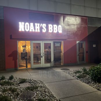 Noah's BBQ - Front of restaurant - Barbeque Near Me - Braintree, Massachusetts Noah's BBQ - Front of restaurant - Barbeque Near Me - Braintree, Massachusetts