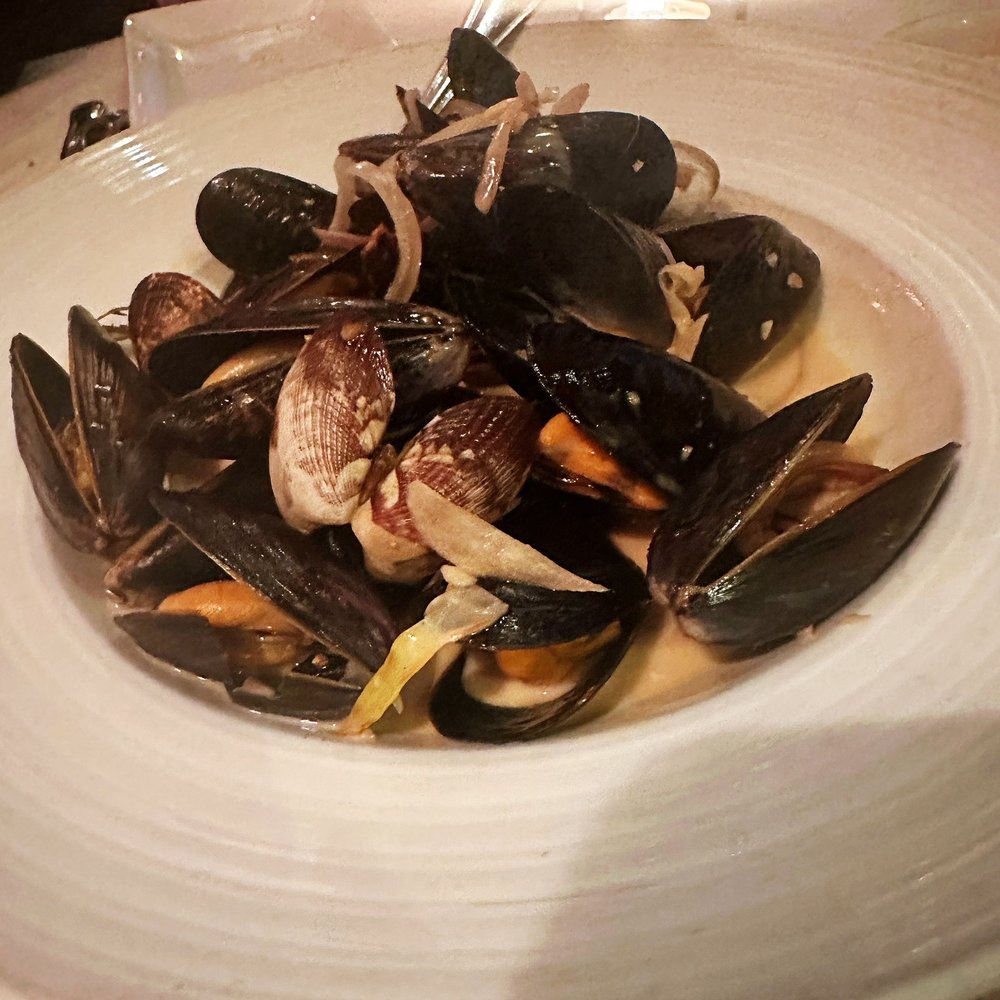 Bistro 45 - Clams - New American Near Me - Pasadena, California Bistro 45 - Clams - New American Near Me - Pasadena, California
