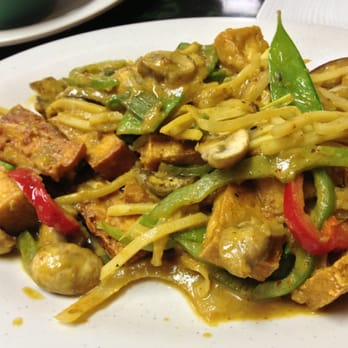 China Wok - Thai curry with tofu - Sushi Bars Near Me - Liberty, Texas