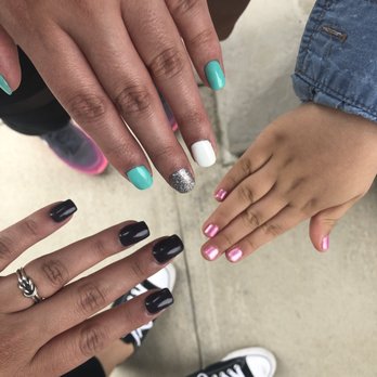 Infinite Nails & Spa - Full set, shellac and regular nail polish paint. - Nail Salons Near Me - Houston, Texas Infinite Nails & Spa - Full set, shellac and regular nail polish paint. - Nail Salons Near Me - Houston, Texas