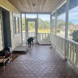 Patio area screened in