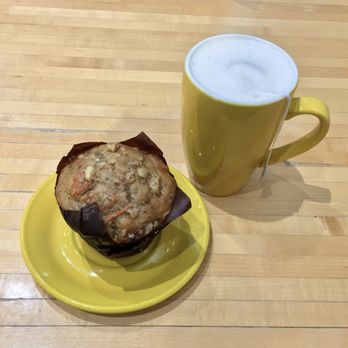 Blenz Coffee - Carrot zucchini muffin, honey oat hojicha latte - Coffee & Tea Near Me - Vancouver, British Columbia Blenz Coffee - Carrot zucchini muffin, honey oat hojicha latte - Coffee & Tea Near Me - Vancouver, British Columbia