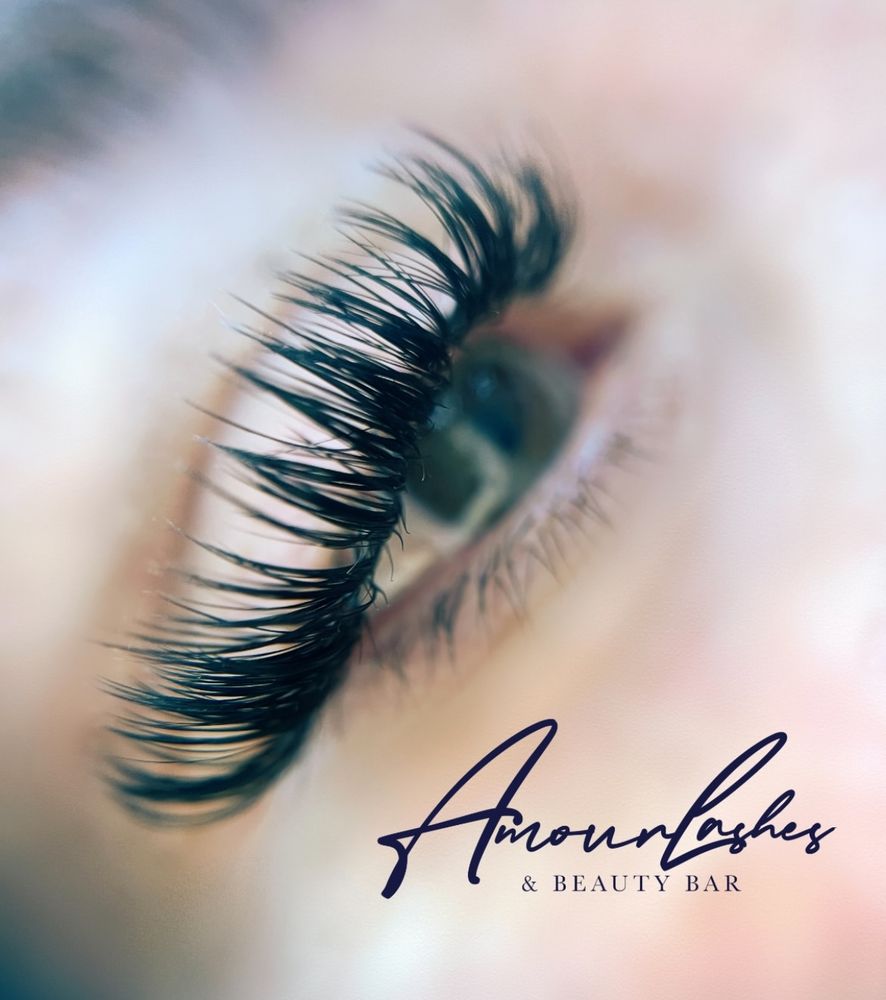 Amour Lashes & Beauty Bar Logo