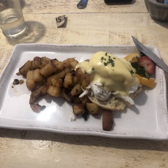 Egg - Eastern shore eggs Benedict - Breakfast & Brunch Near Me - Rehoboth Beach, Delaware