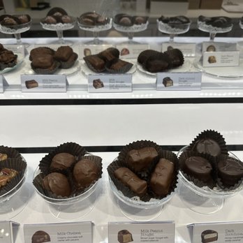 See's Candies - Candy display - Candy Stores Near Me - Los Angeles, California See's Candies - Candy display - Candy Stores Near Me - Los Angeles, California