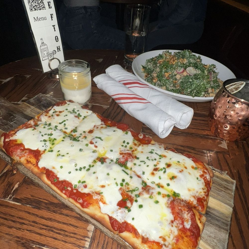 Margherita Flatbread