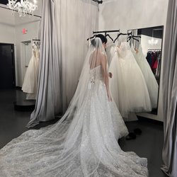 Lace & Grace Bridal boutique