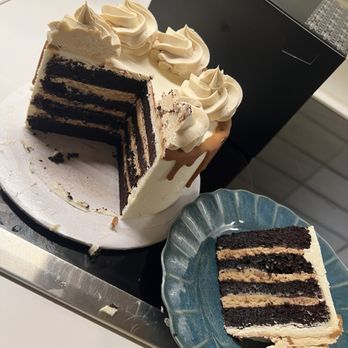 Sweet Reserve - Chocolate cake - Bakeries Near Me - Skokie, Illinois Sweet Reserve - Chocolate cake - Bakeries Near Me - Skokie, Illinois