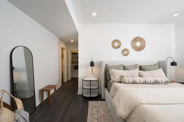 The Belden-Stratford by null