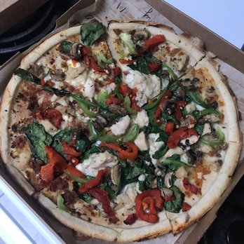 Blaze Pizza - Gluten free pizza - Salad Near Me - Gainsville, Florida