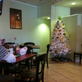 Island Style Cafe - Christmas tree - Hawaiian Near Me - Santee, California Island Style Cafe - Christmas tree - Hawaiian Near Me - Santee, California